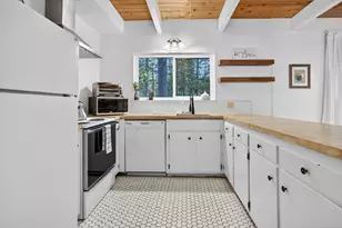 1462 Pine Dr, Arnold, CA 95223 - Photo 8