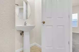 2696 Screech Owl Way, Sacramento, CA 95834 - Photo 10