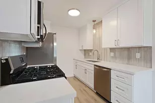 445 Mission St, Lodi, CA 95240 - Photo 22