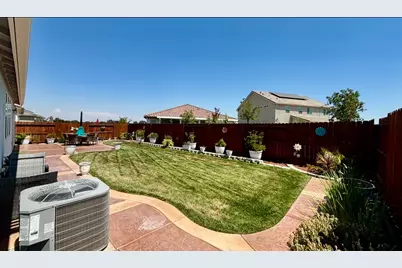 8210 Scrimshaw Way, Sacramento, CA 95829 - Photo 14