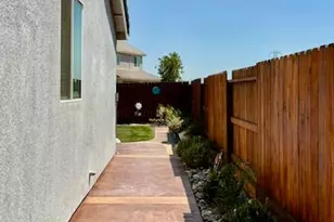 8210 Scrimshaw Wy, Sacramento, CA 95829 - Photo 16