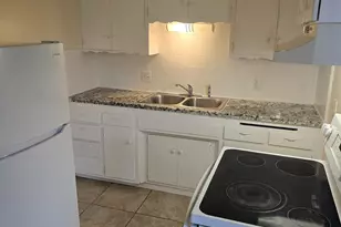 6006 Martin Luther King Jr Blvd, Sacramento, CA 95824 - Photo 10