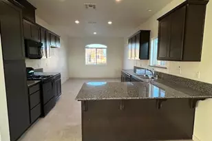 147 Squaw Vly Dr, Merced, CA 95341 - Photo 2