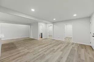 864 W 5th St, Stockton, CA 95206 - Photo 8