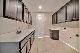 824 River Pointe Cir, Oakdale, CA 95361 - Photo 36