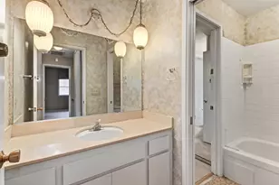 8275 La Riviera Dr, Sacramento, CA 95826 - Photo 30