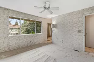 8275 La Riviera Dr, Sacramento, CA 95826 - Photo 22