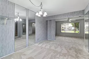 8275 La Riviera Dr, Sacramento, CA 95826 - Photo 12