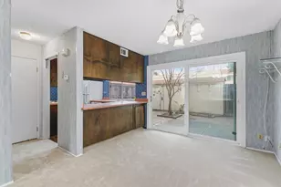 8275 La Riviera Dr, Sacramento, CA 95826 - Photo 14