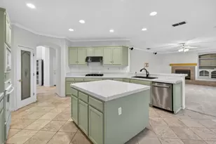 341 Menard Cir, Sacramento, CA 95835 - Photo 32