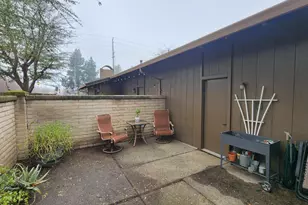 2441 W Elm, Lodi, CA 95242 - Photo 14