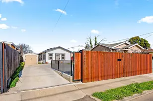 1941 101st Ave, Oakland, CA 94603 - Photo 2