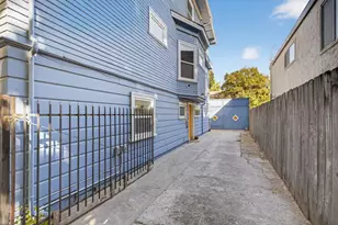 811 18th St, Sacramento, CA 95811 - Photo 48