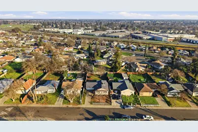 5674 Rio Verde Way, North Highlands, CA 95660 - Photo 32