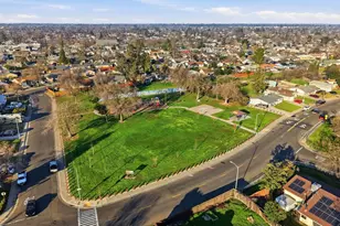 5674 Rio Verde Way, North Highlands, CA 95660 - Photo 34