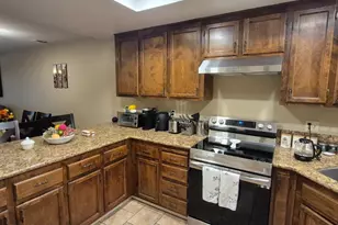 3178 Andre Ln, Turlock, CA 95382 - Photo 2