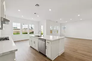 10298 Ayla Wy, Elk Grove, CA 95757 - Photo 4