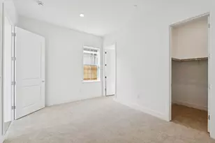 10298 Ayla Wy, Elk Grove, CA 95757 - Photo 12