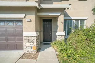 2331 Autumn Oak Pl, Stockton, CA 95209 - Photo 4