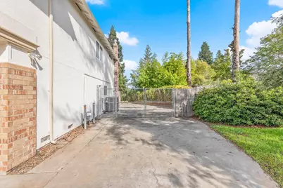 8129 S English Oak Way, Citrus Heights, CA 95610 - Photo 20