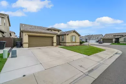 1910 Southport Avenue, Livingston, CA 95334 - Photo 2