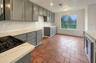 8272 Timber Cove Way, Sacramento, CA 95828 - Photo 16