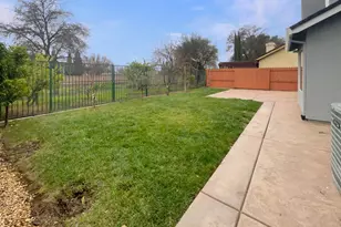 8272 Timber Cove Way, Sacramento, CA 95828 - Photo 10