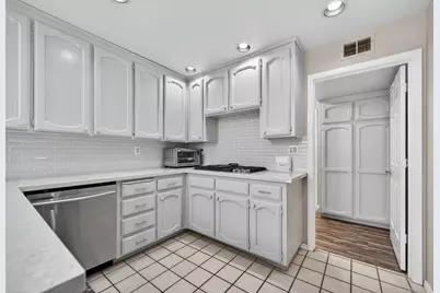 111 Cool Springs Court, Folsom, CA 95630 - Photo 6