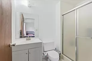 2003 Chambord Dr, Stockton, CA 95210 - Photo 10