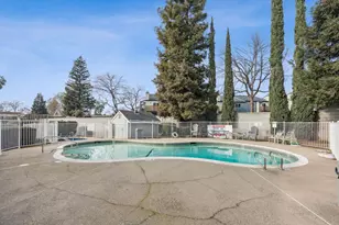 7401 Auburn Oaks Ct, Citrus Heights, CA 95621 - Photo 44