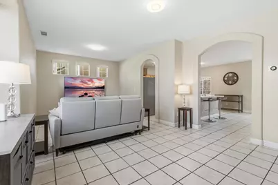 4504 Helens Oaks Circle, Stockton, CA 95210 - Photo 6