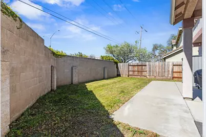 4504 Helens Oaks Circle, Stockton, CA 95210 - Photo 28