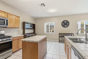 4504 Helens Oaks Cir, Stockton, CA 95210 - Photo 14