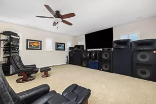 9010 Hearst Pl, El Dorado Hills, CA 95762 - Photo 12