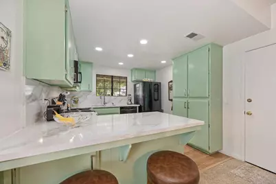 7005 Riverside Boulevard, Sacramento, CA 95831 - Photo 14