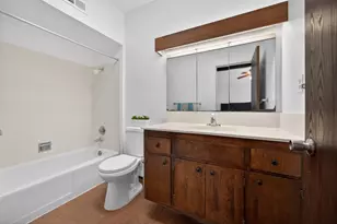 1725 River City Way, Sacramento, CA 95833 - Photo 38