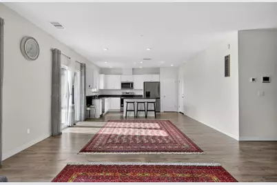 7816 Dracut Drive, Elk Grove, CA 95758 - Photo 14