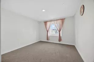 7816 Dracut Dr, Elk Grove, CA 95758 - Photo 36