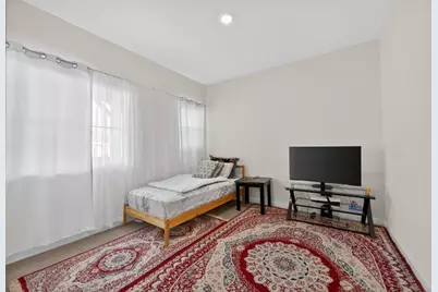 7816 Dracut Drive, Elk Grove, CA 95758 - Photo 6