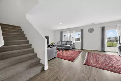 7816 Dracut Drive, Elk Grove, CA 95758 - Photo 10