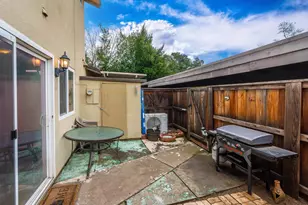 8845 La Riviera Dr, Sacramento, CA 95826 - Photo 26