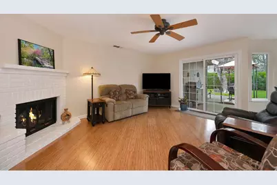 8108 Glen Creek Way, Citrus Heights, CA 95610 - Photo 10