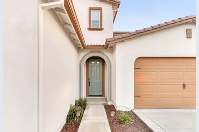 2004 Santos Place, Woodland, CA 95776 - Photo 2