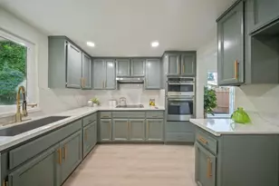 14 Morningsun Ct, Sacramento, CA 95831 - Photo 18