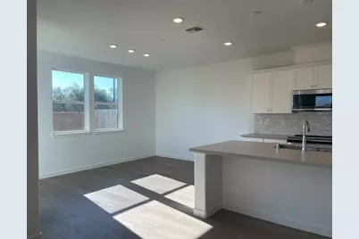 8512 Cottonseed Way, Elk Grove, CA 95624 - Photo 4