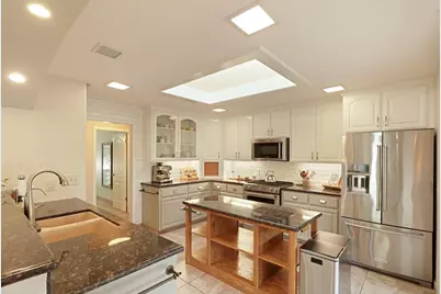 1729 Le Bec Court, Lodi, CA 95240 - Photo 10