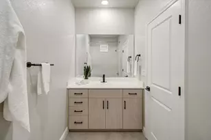 10808 Portico Cir, Rancho Cordova, CA 95670 - Photo 34