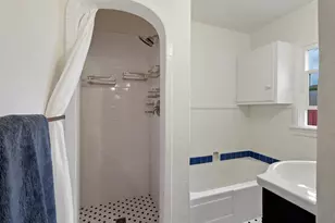 4240 55th St, Sacramento, CA 95820 - Photo 16