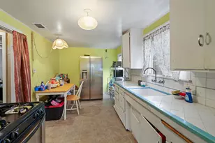 4240 55th St, Sacramento, CA 95820 - Photo 34