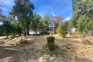 12572 Creek View Dr, Grass Valley, CA 95949 - Photo 2